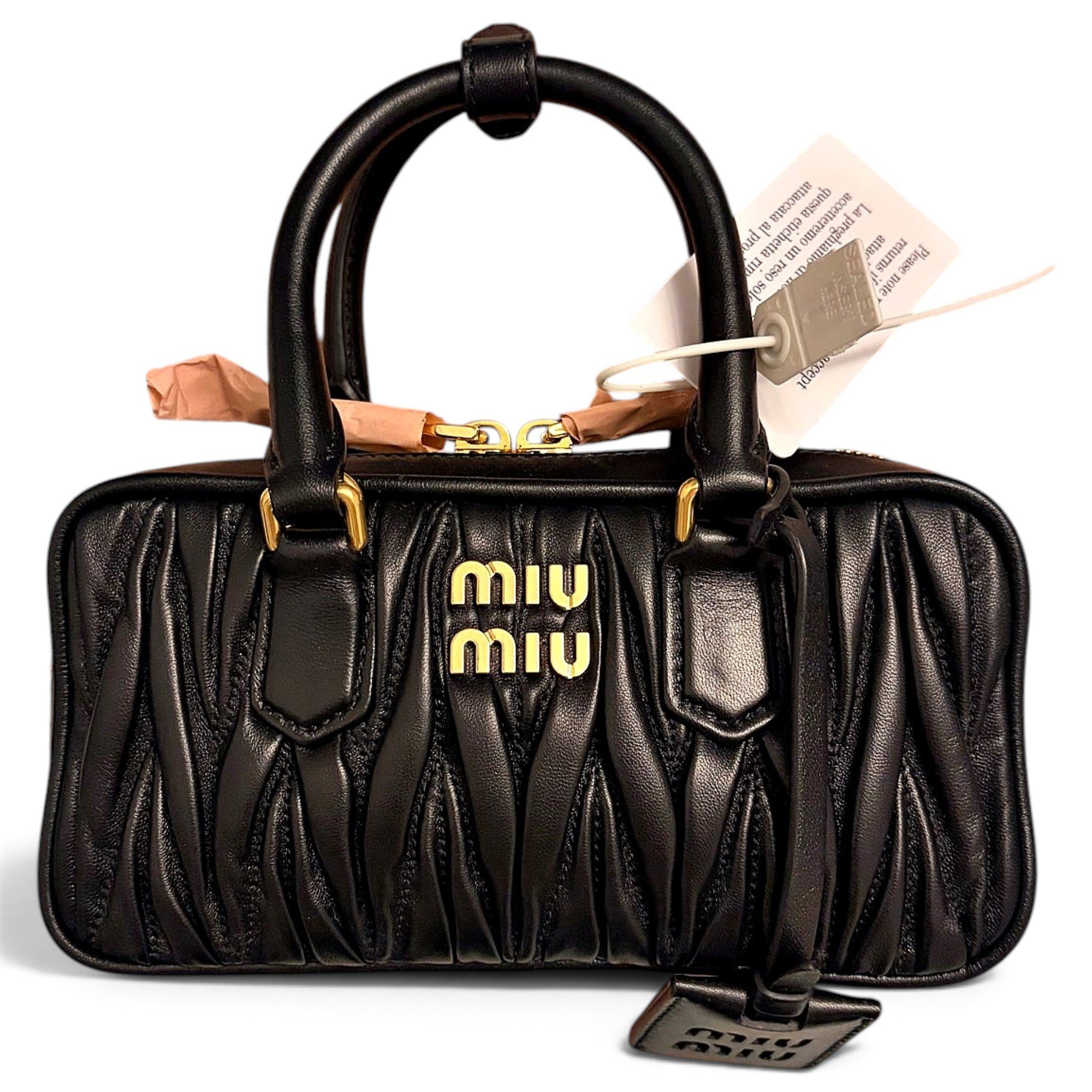 Matelassé leather handbag