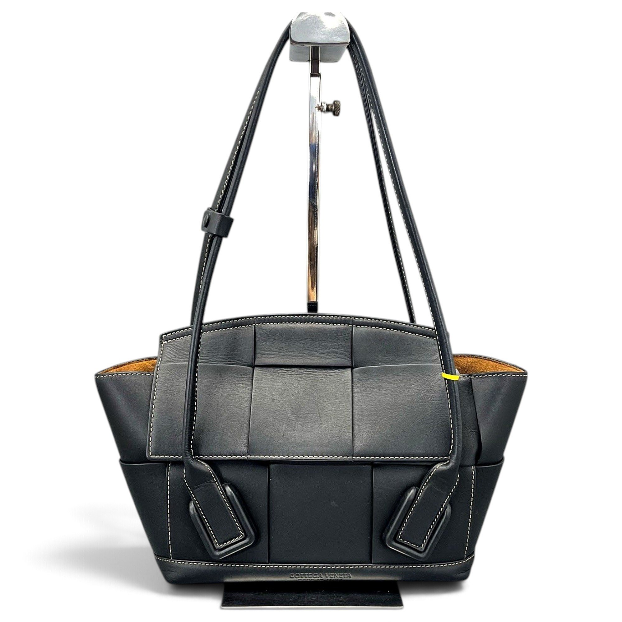Arco leather handbag