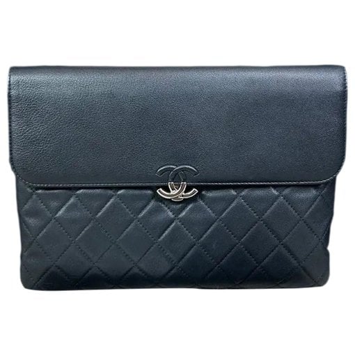 Leather clutch bag