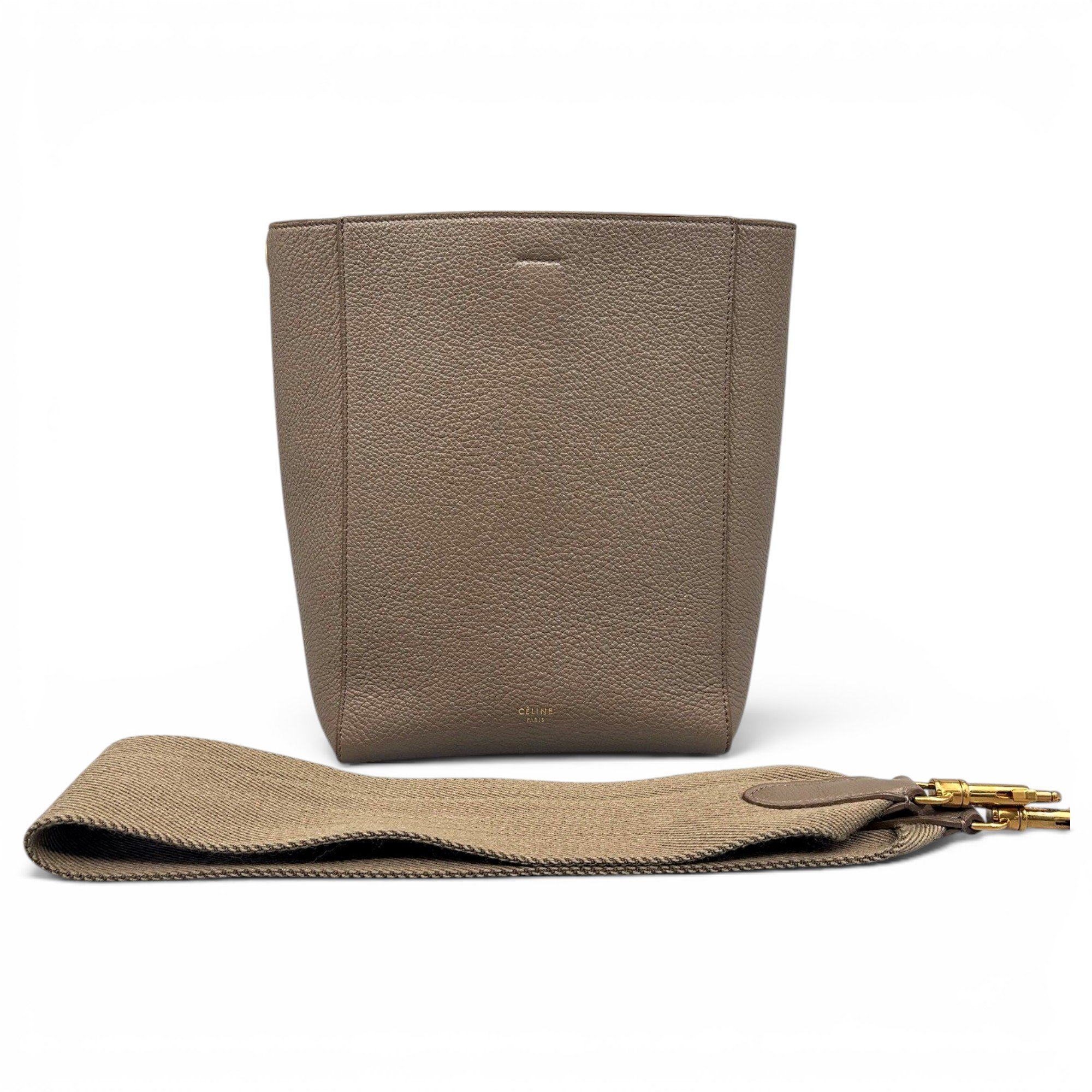 Seau Sangle leather handbag