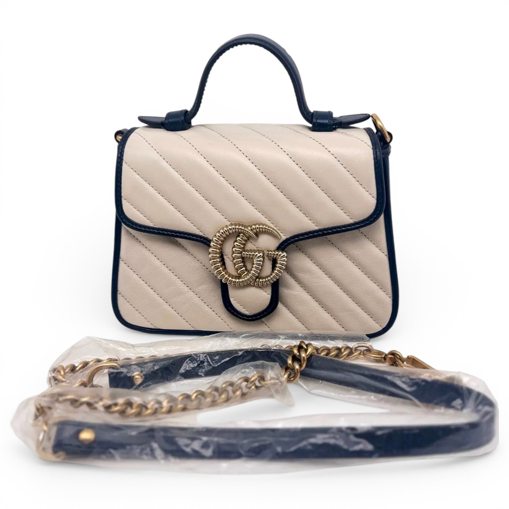 GG Marmont Flap leather handbag