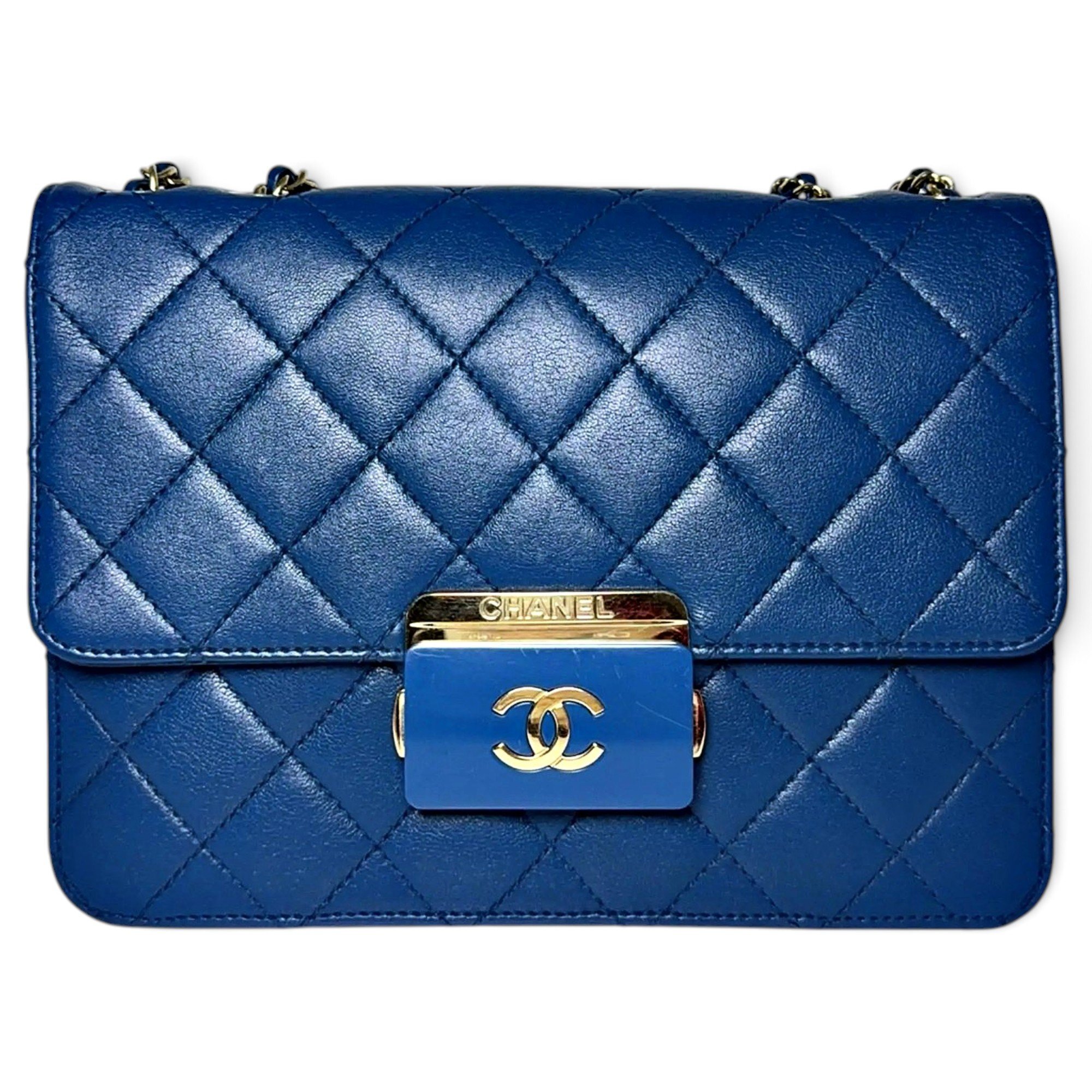 Wallet On Chain Timeless/Classique leather crossbody bag