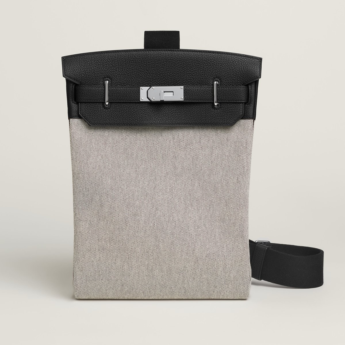 Hermès HAC à Dos in Écru, Noir
