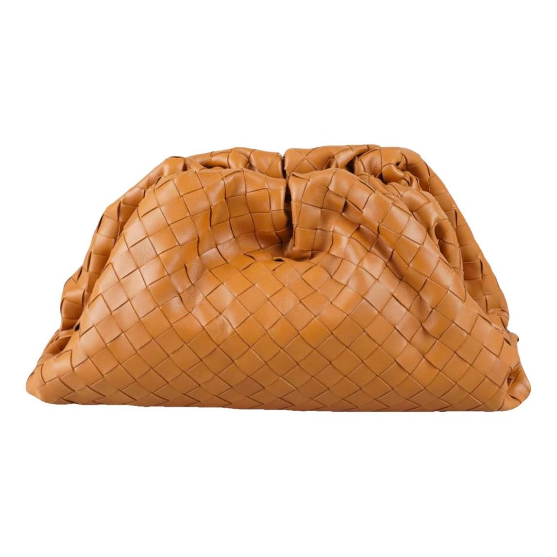 Pouch leather handbag