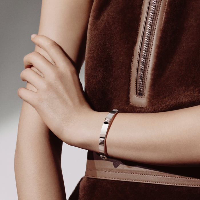 Sans Coloris Hermès Clou d'H Bracelet, Medium Model