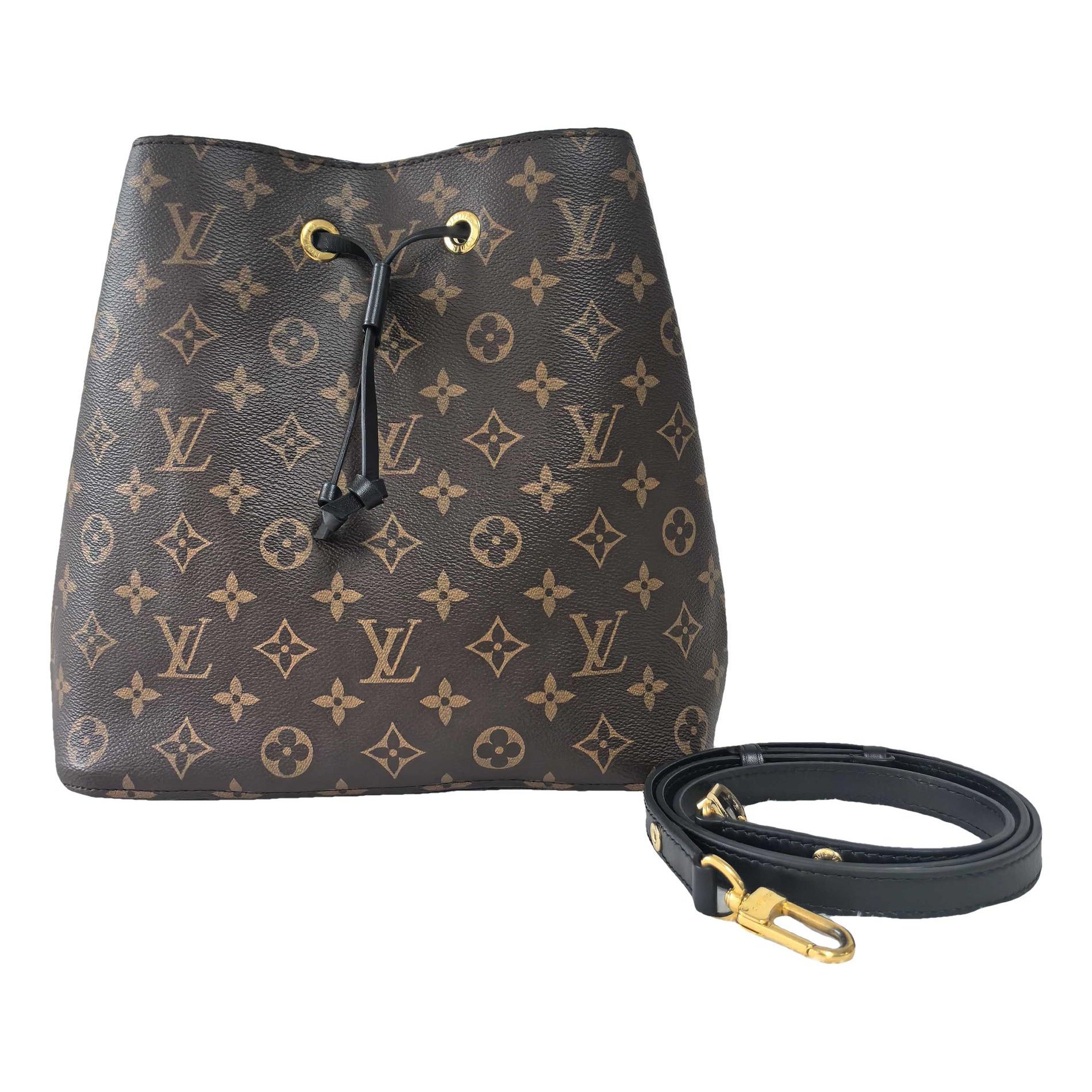 NéoNoé leather handbag