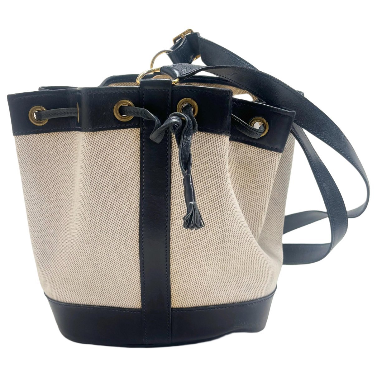Market leather handbag