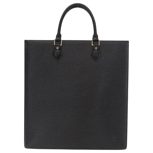 Plat leather handbag