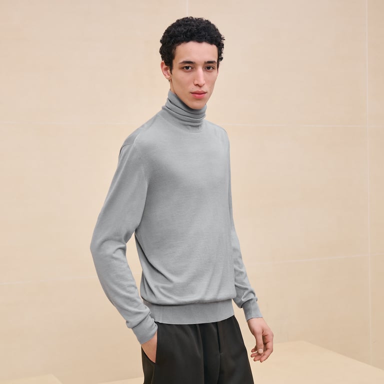 "Detail H" turtleneck sweater