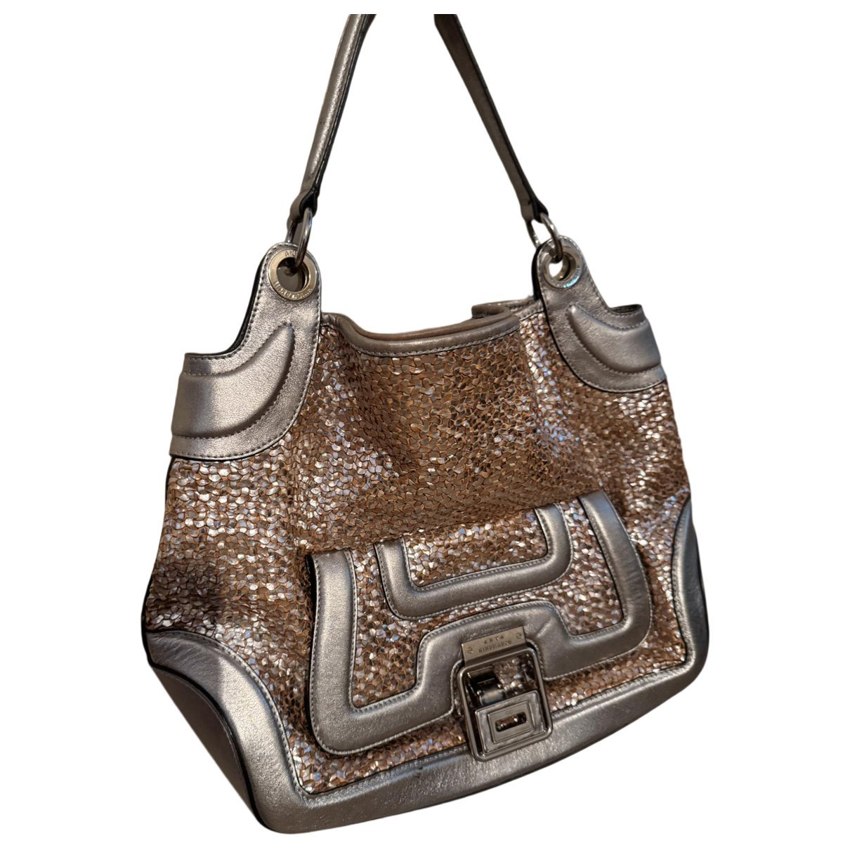 Leather handbag