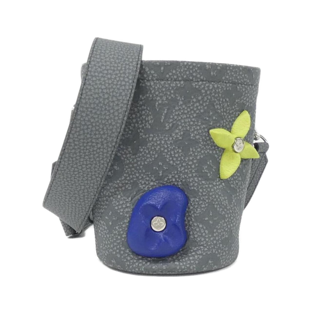 Louis Vuitton Chalk Pouch 2022AW M81572 Accessory Pouch