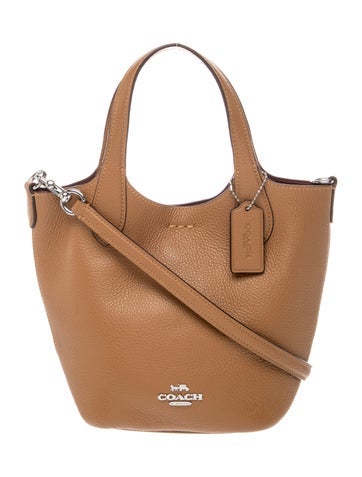 Coach Leather Hanna Bucket Bag Small