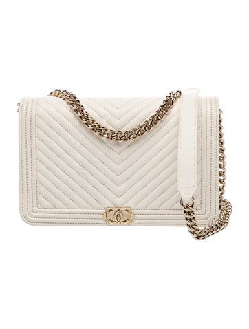 Boy Wallet On Chain
