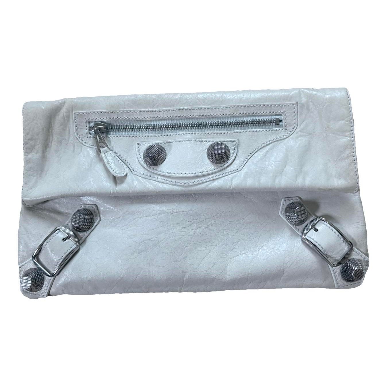 Envelop leather clutch bag