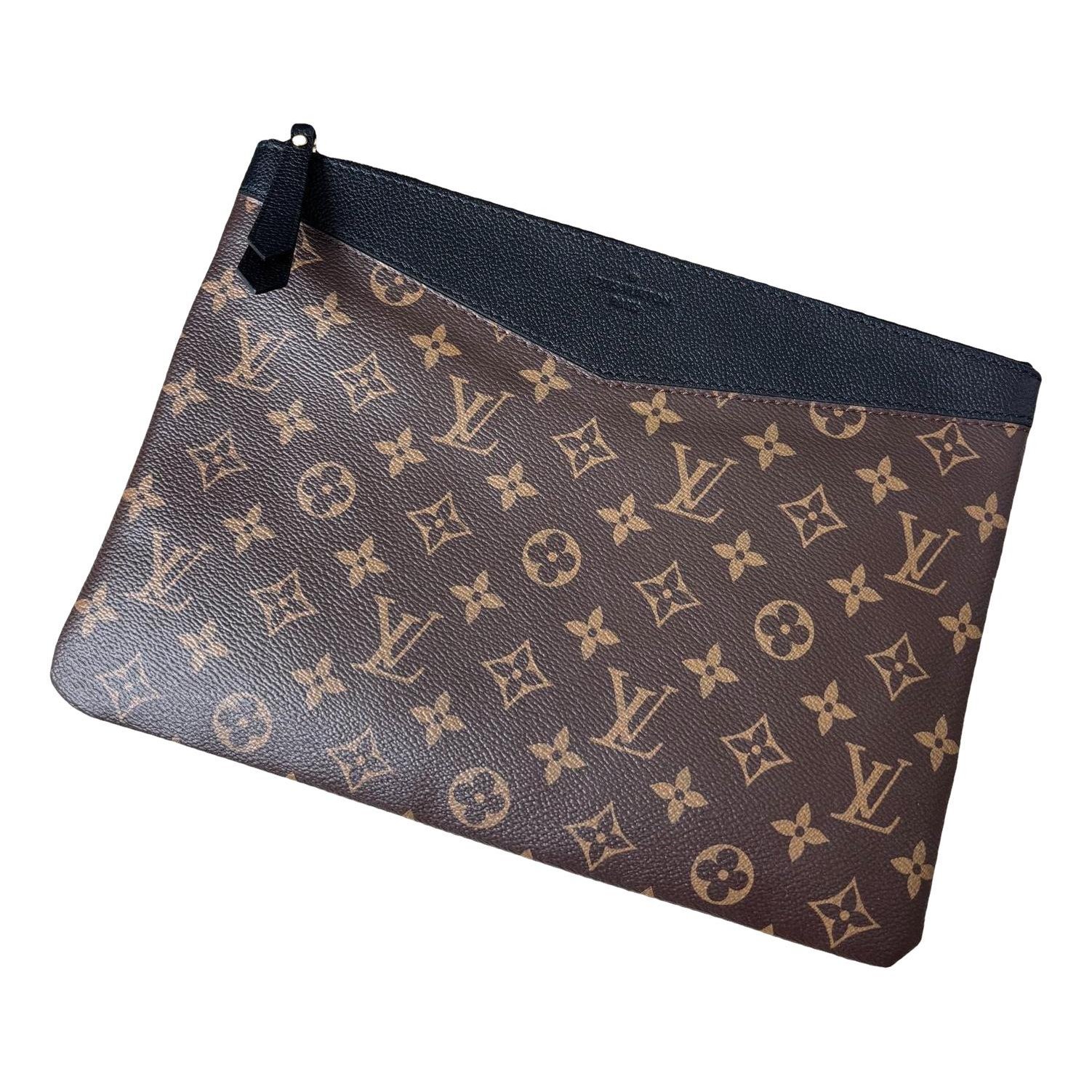 Leather clutch bag