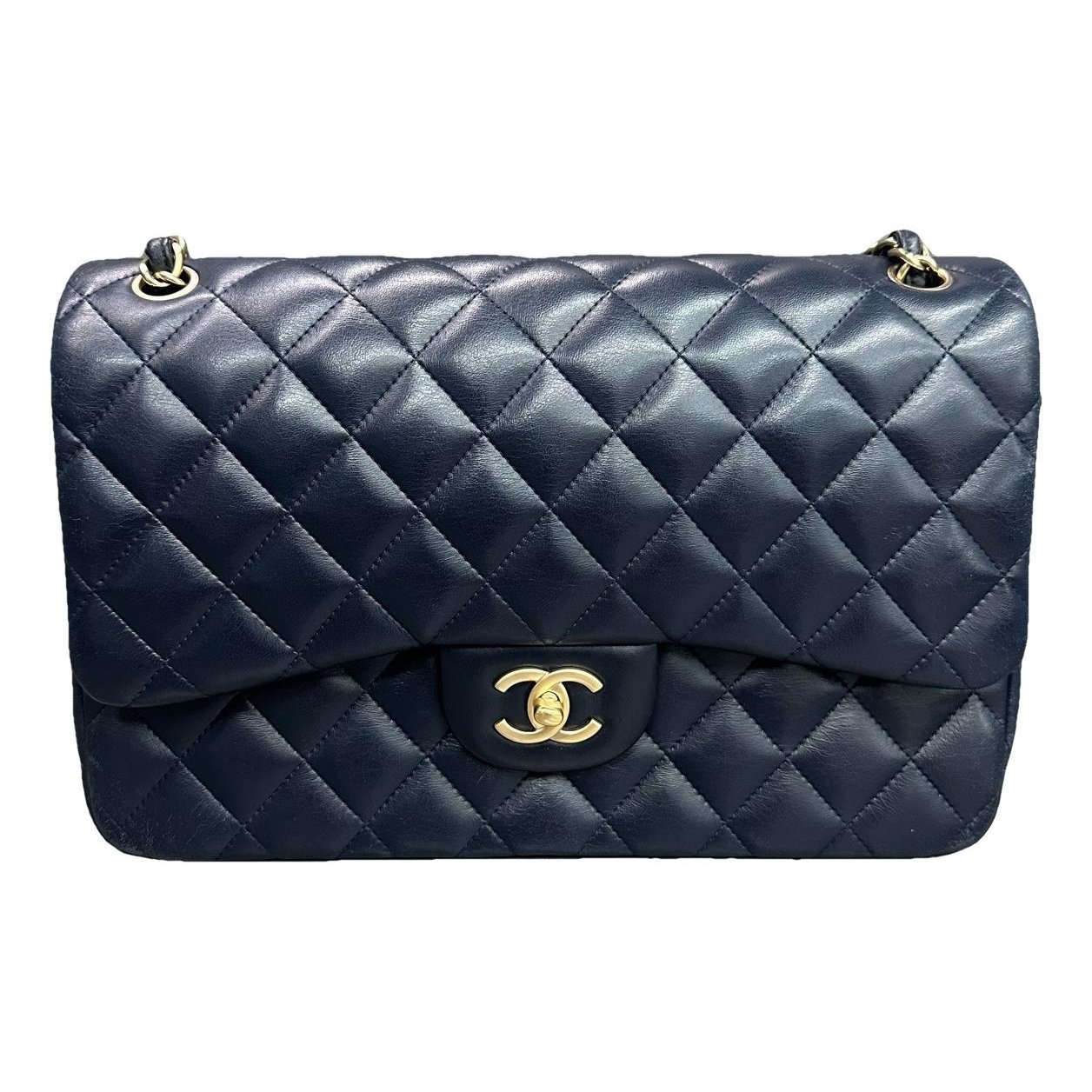 Timeless/Classique leather crossbody bag