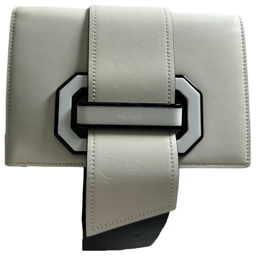Ribbon leather handbag