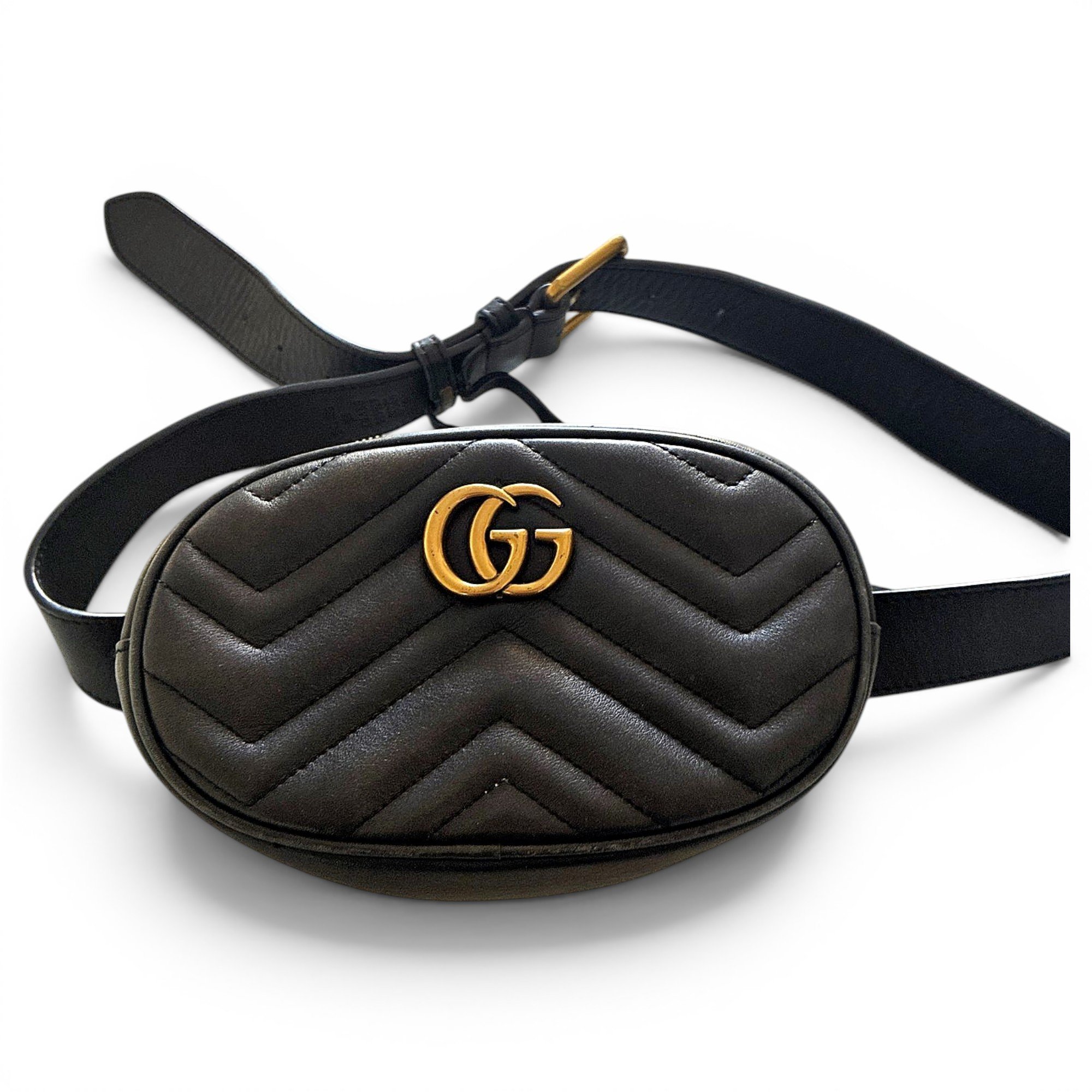 GG Marmont Oval leather crossbody bag