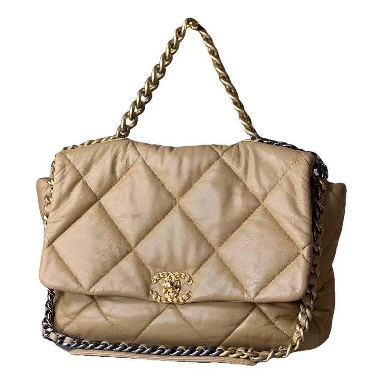 Chanel 19 leather handbag