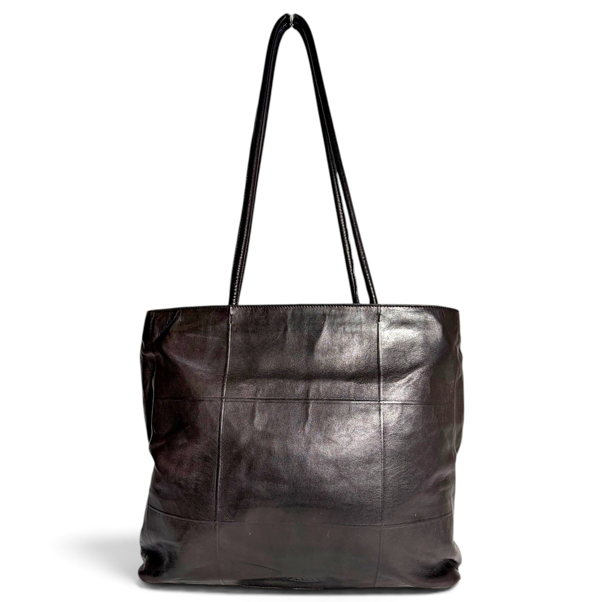 Leather tote