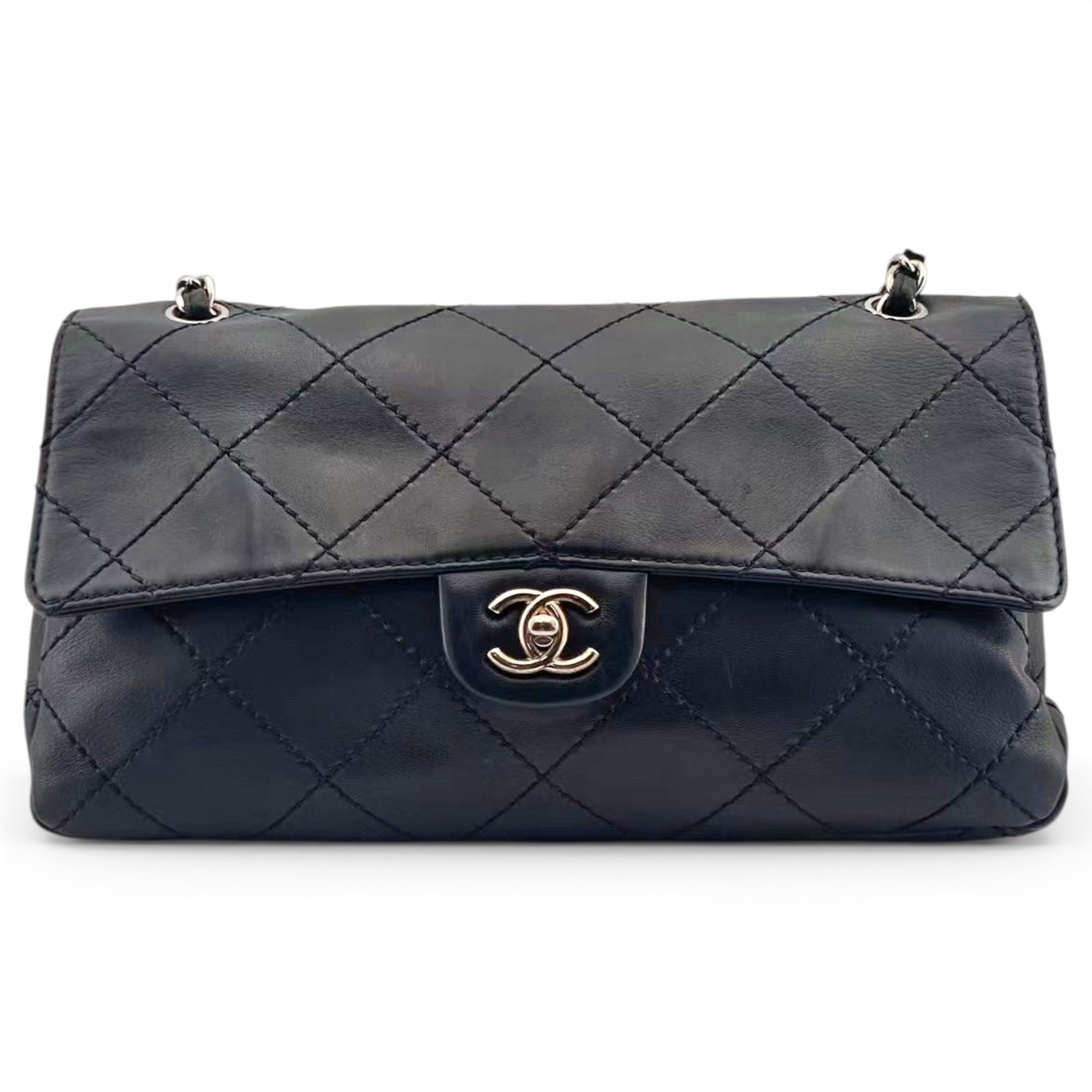 Timeless/Classique leather crossbody bag