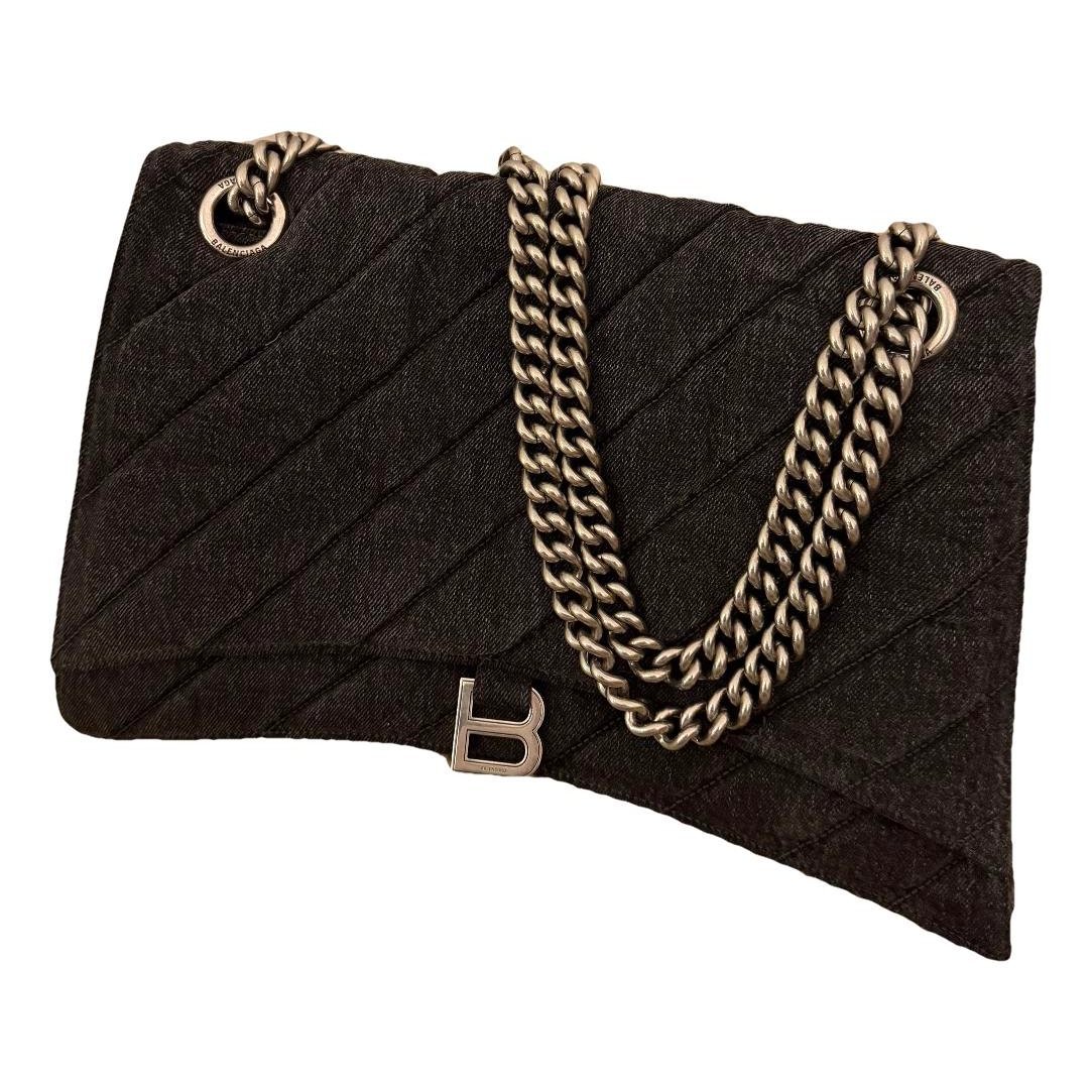 Crush handbag