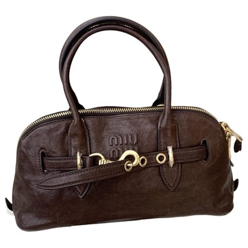 Leather handbag