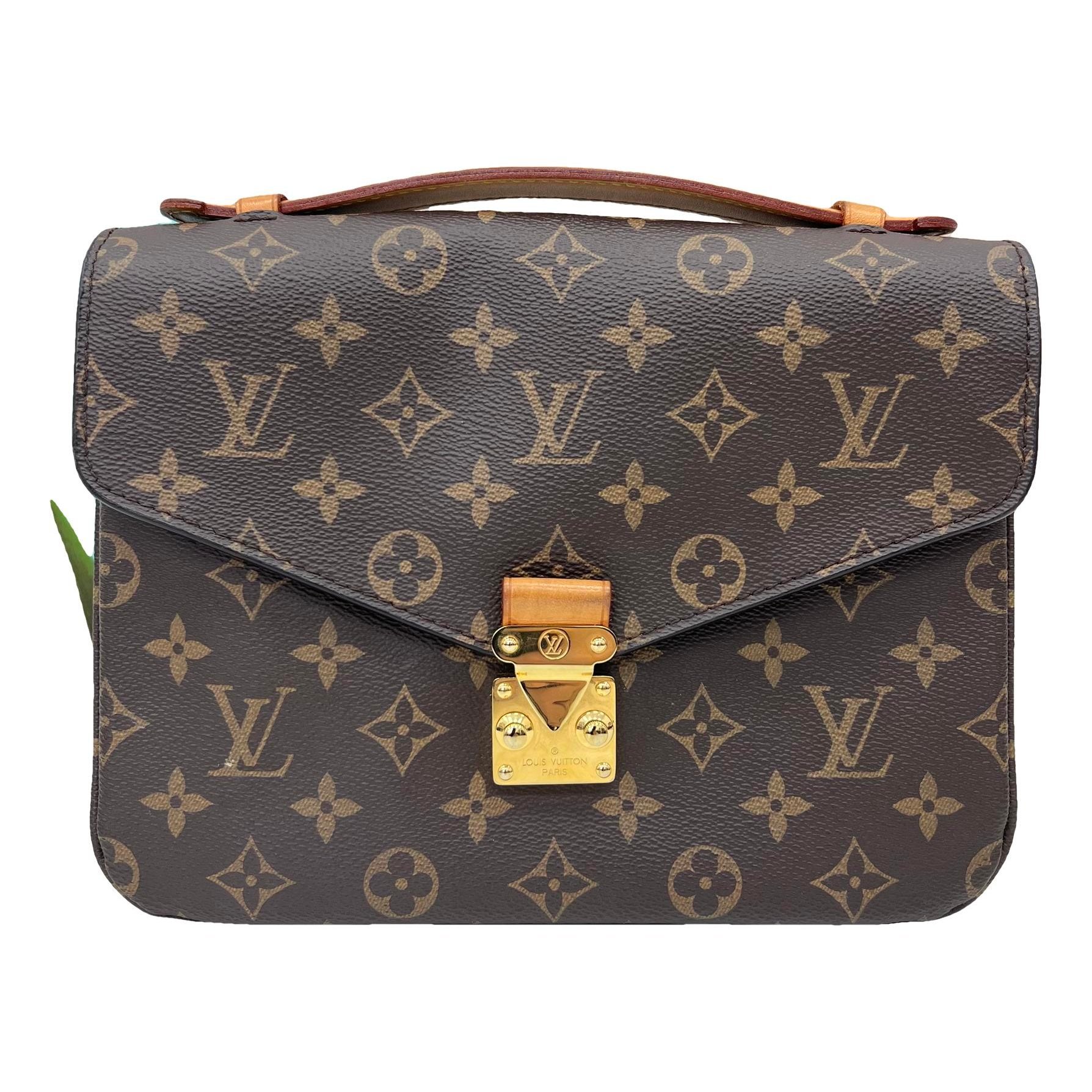 Metis leather crossbody bag