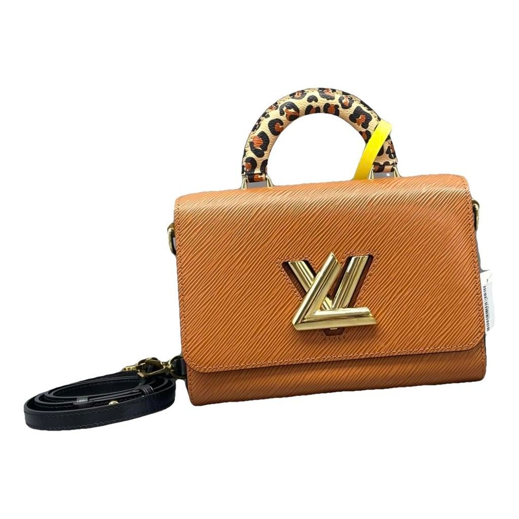Twist One Handle leather handbag