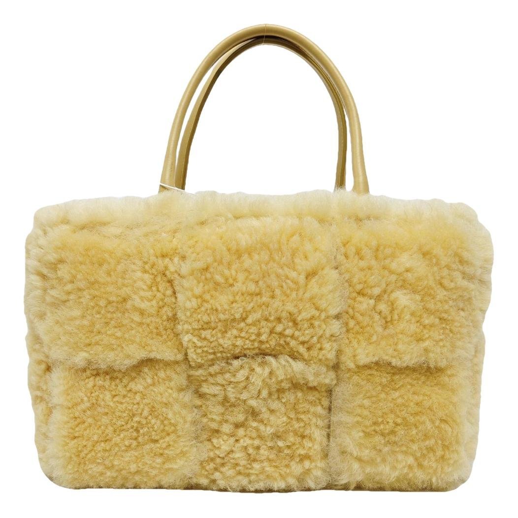 Arco leather handbag