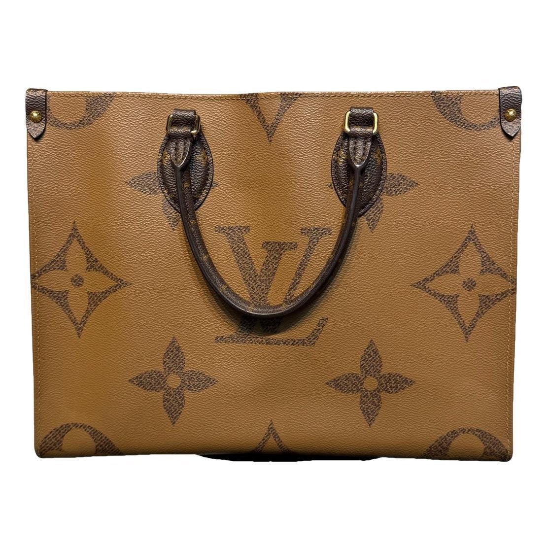 Onthego leather handbag