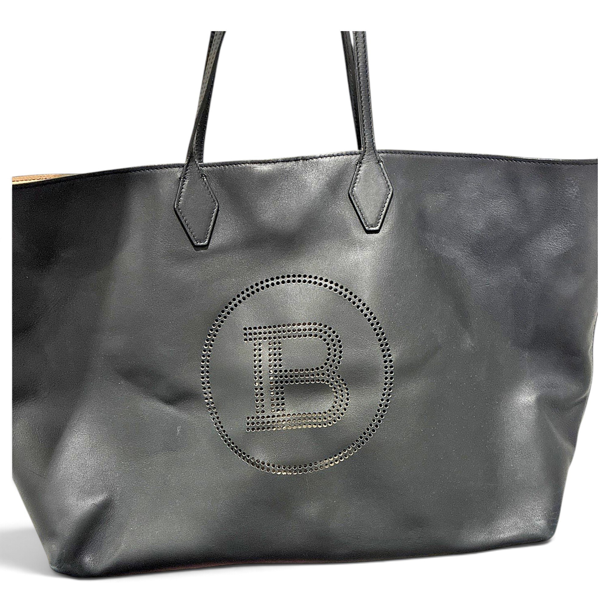 Leather tote