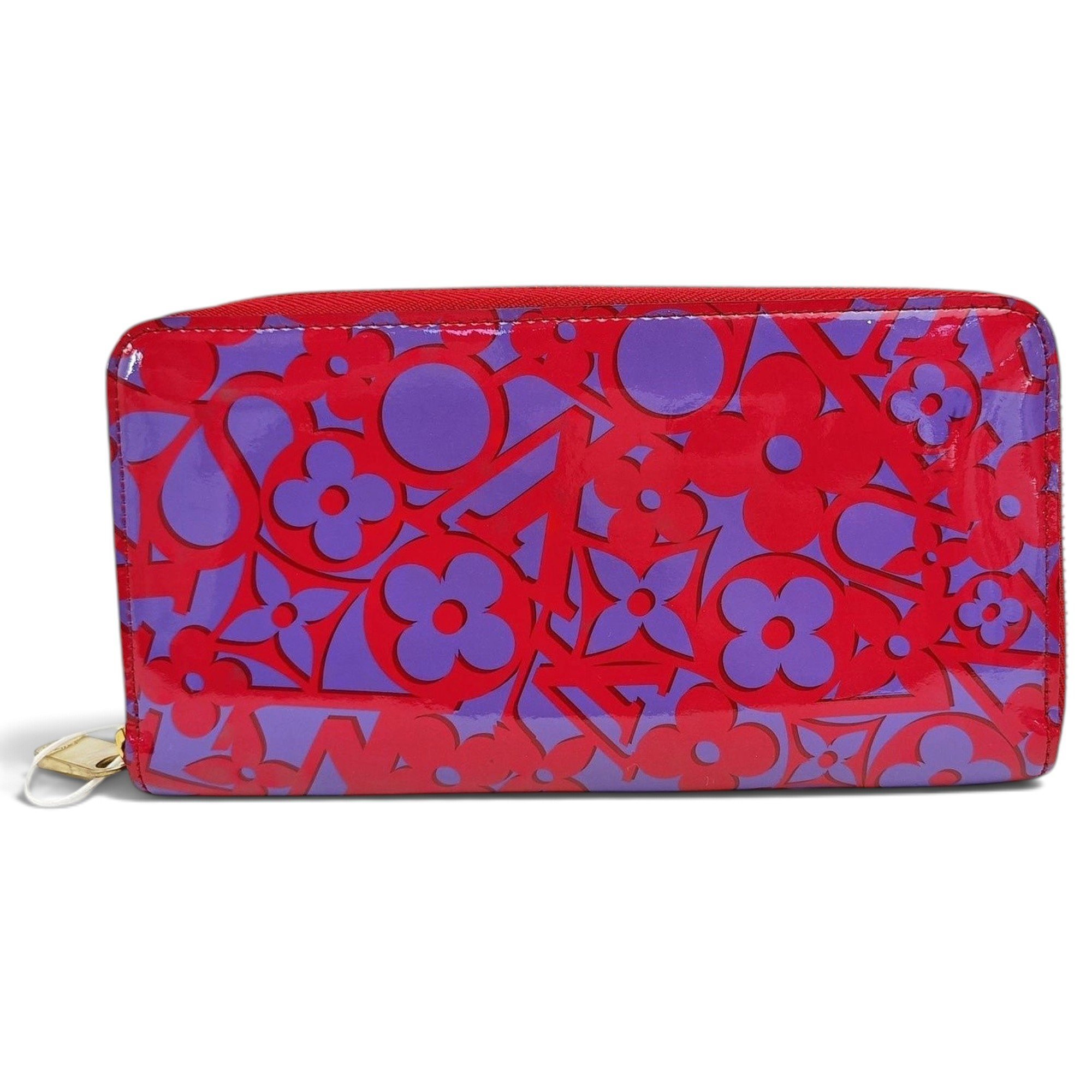 Patent leather handbag