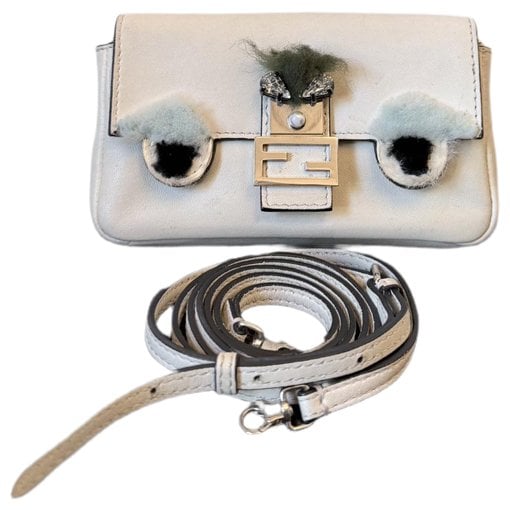 Baguette leather crossbody bag