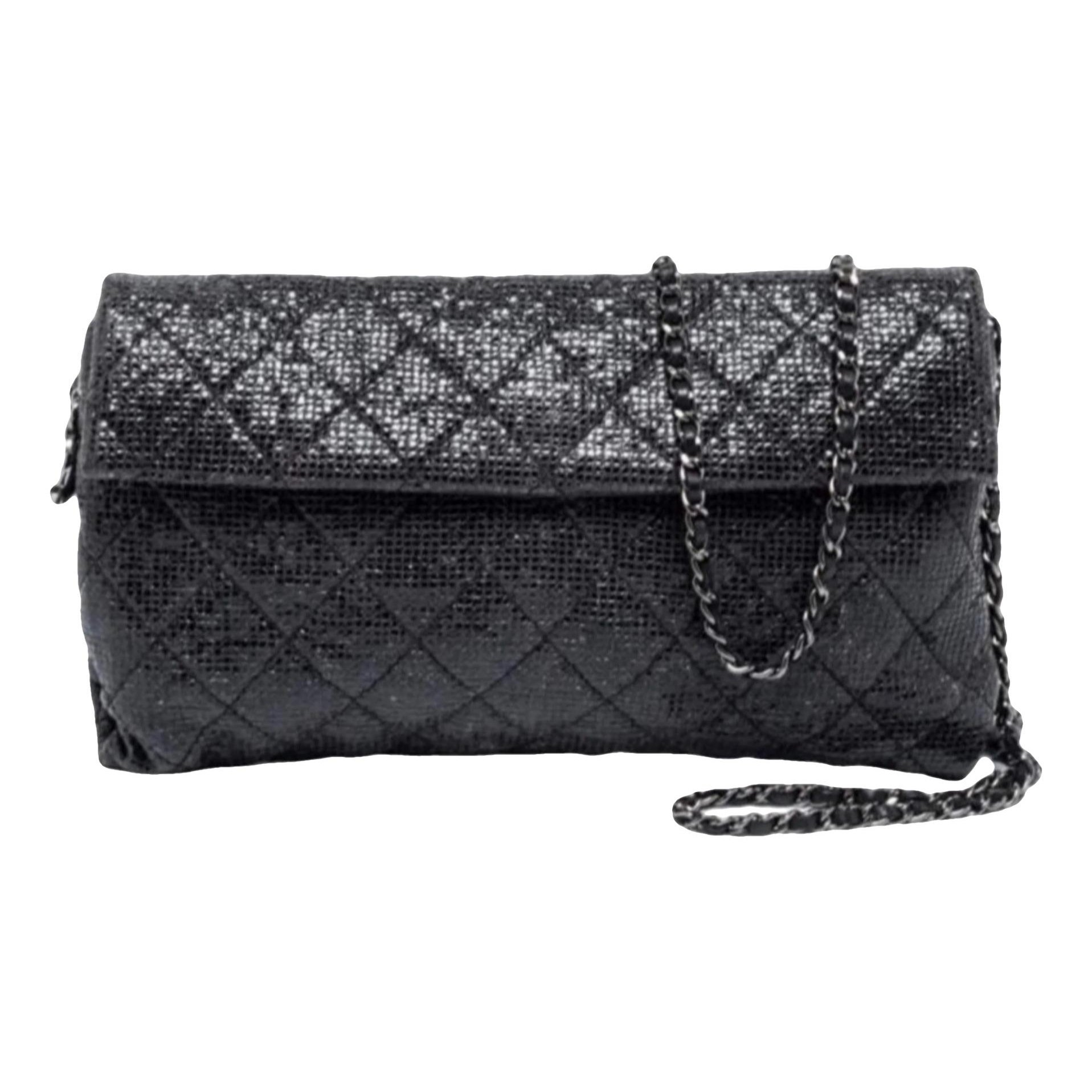 Wallet On Chain patent leather crossbody bag