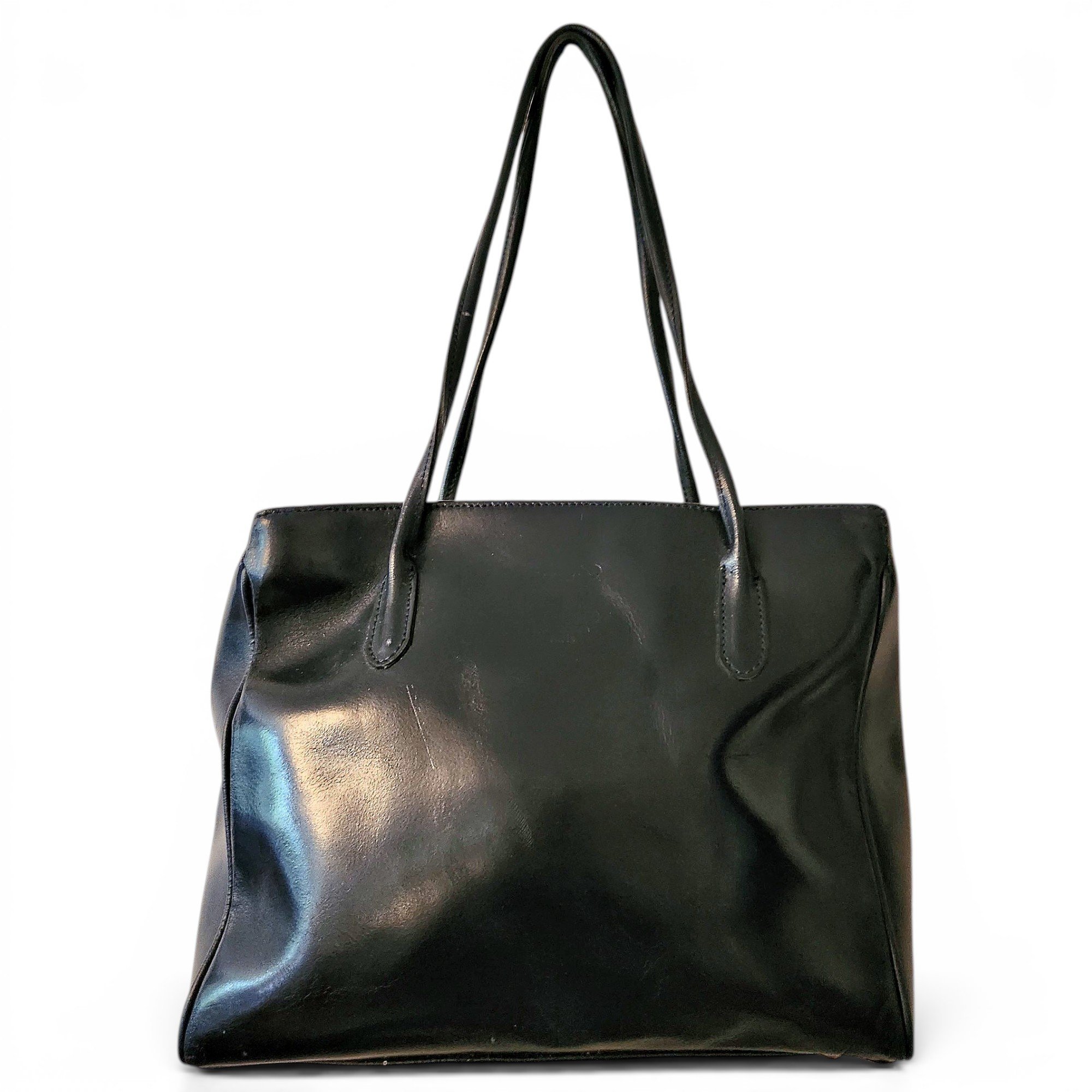 Leather handbag