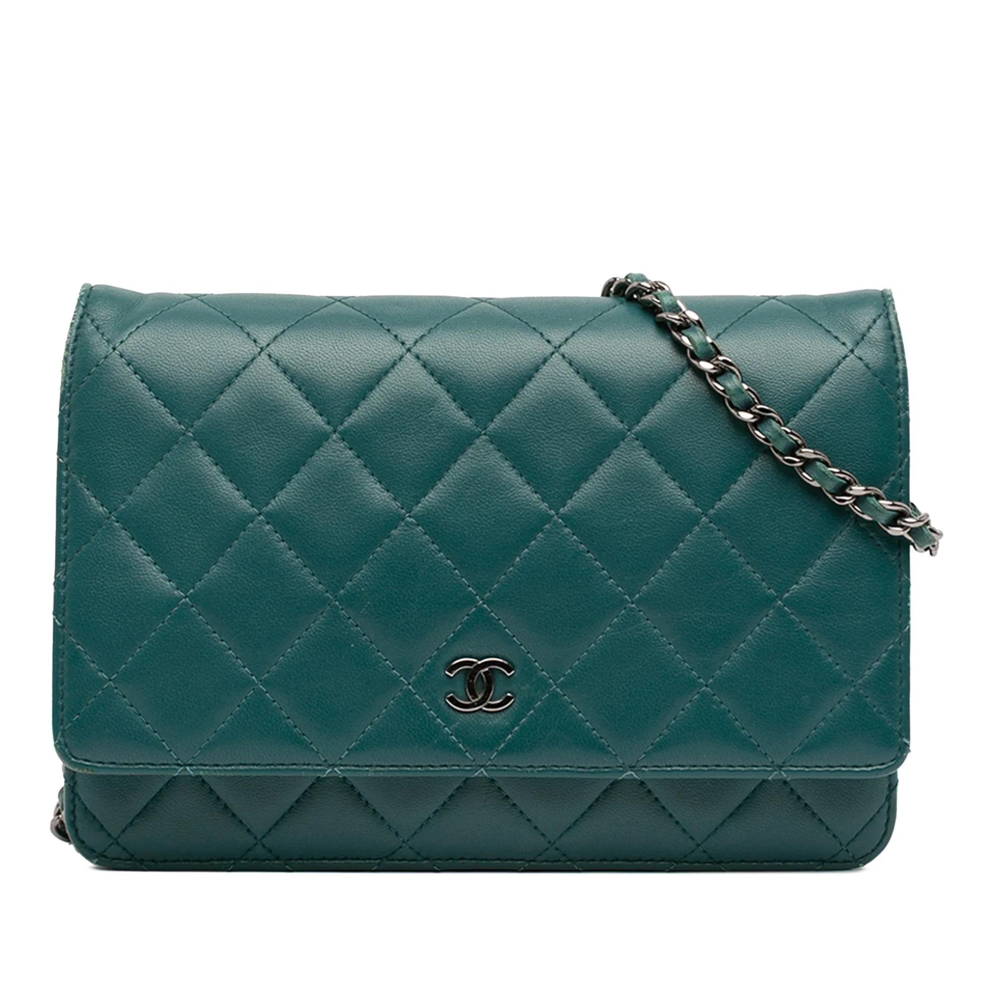 Wallet On Chain leather crossbody bag
