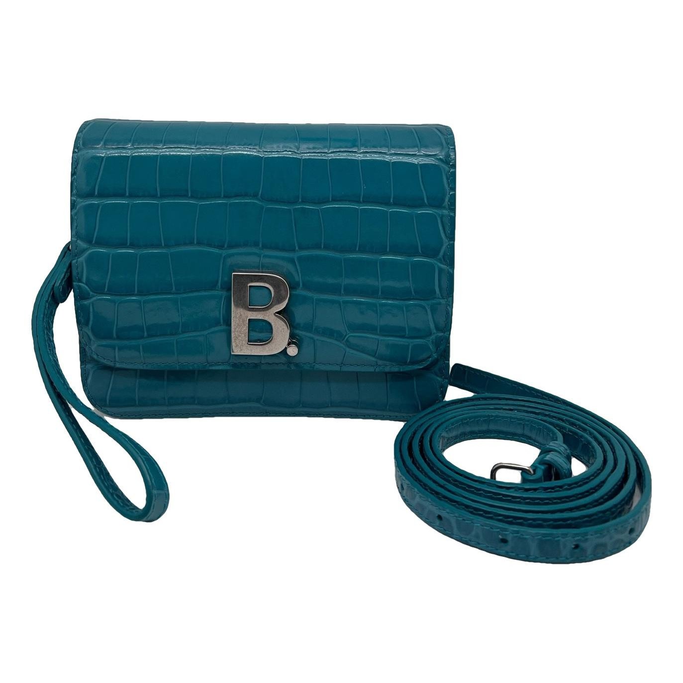 B leather handbag