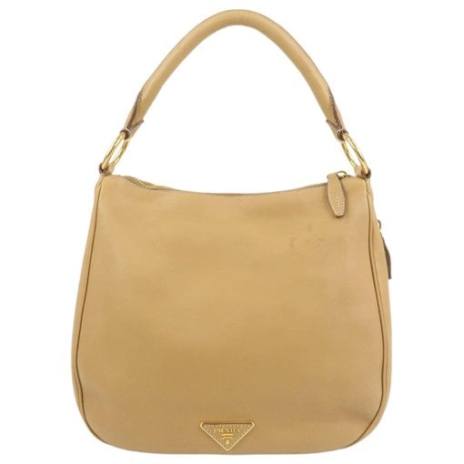 Triangle leather handbag