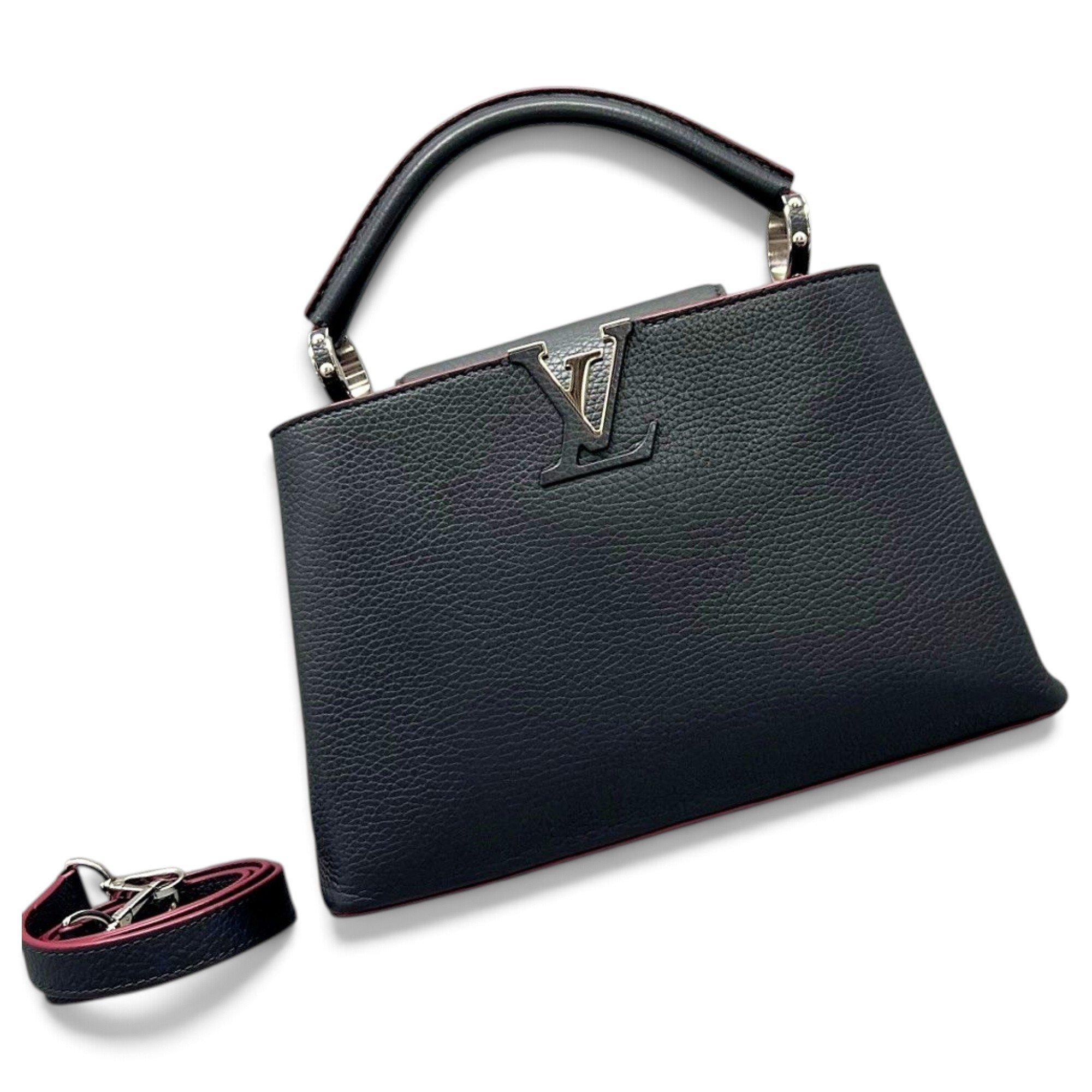 Capucines leather handbag