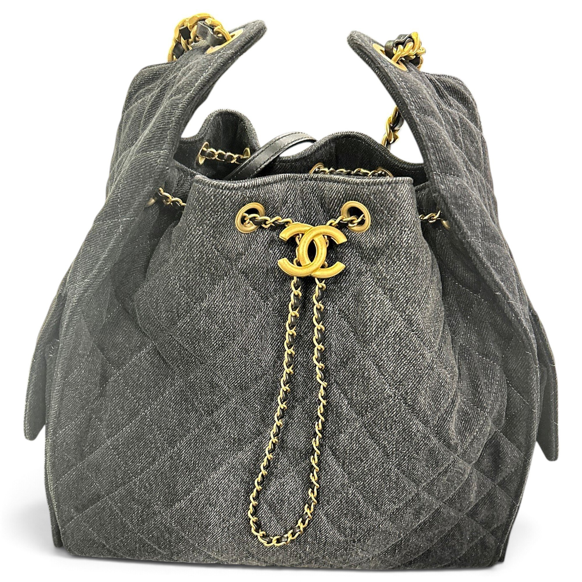 Chanel 25 handbag