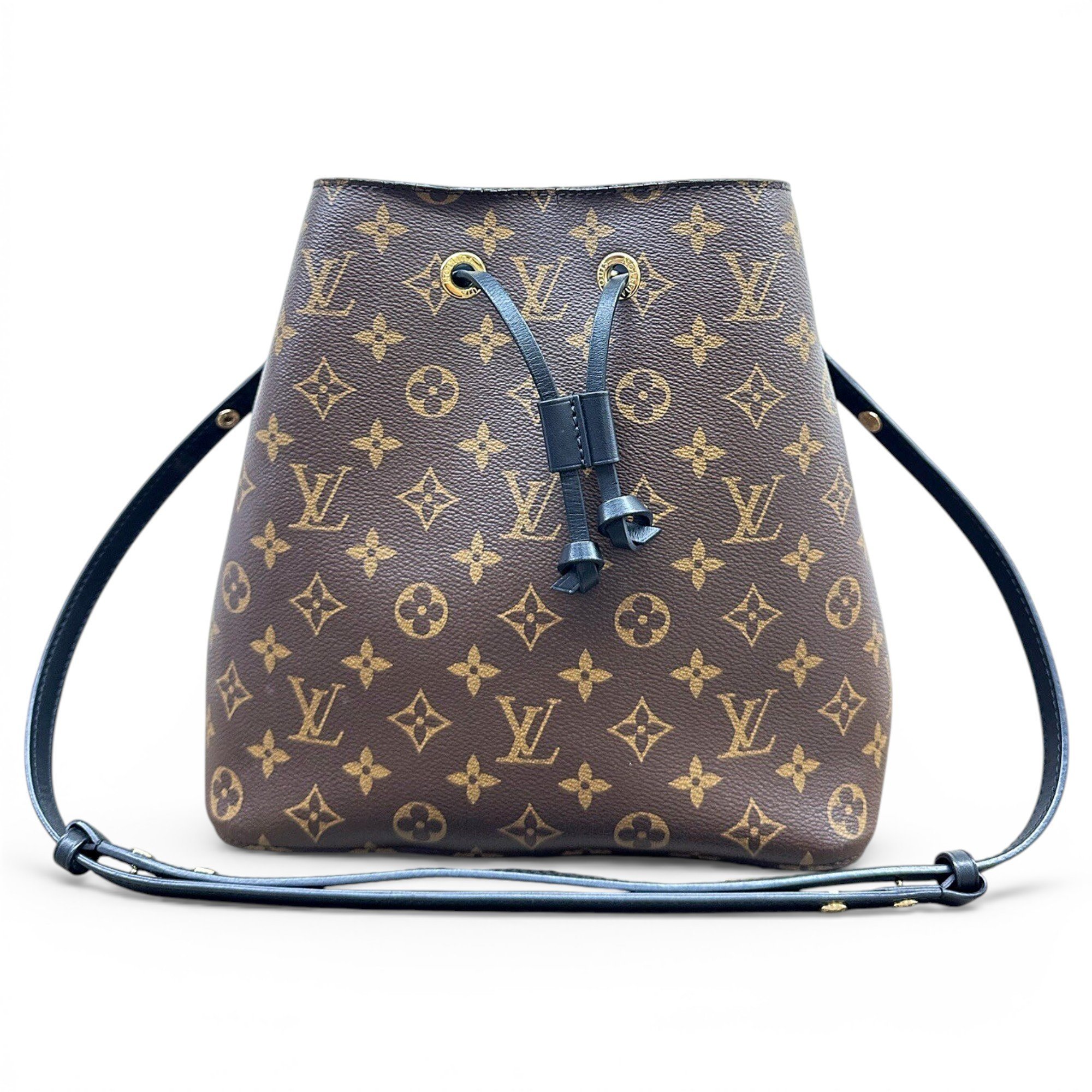 Nano Noé leather handbag