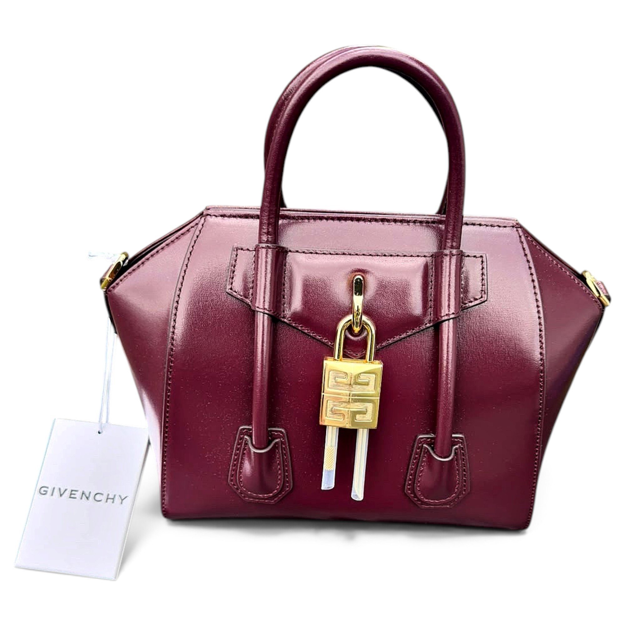 Antigona leather handbag