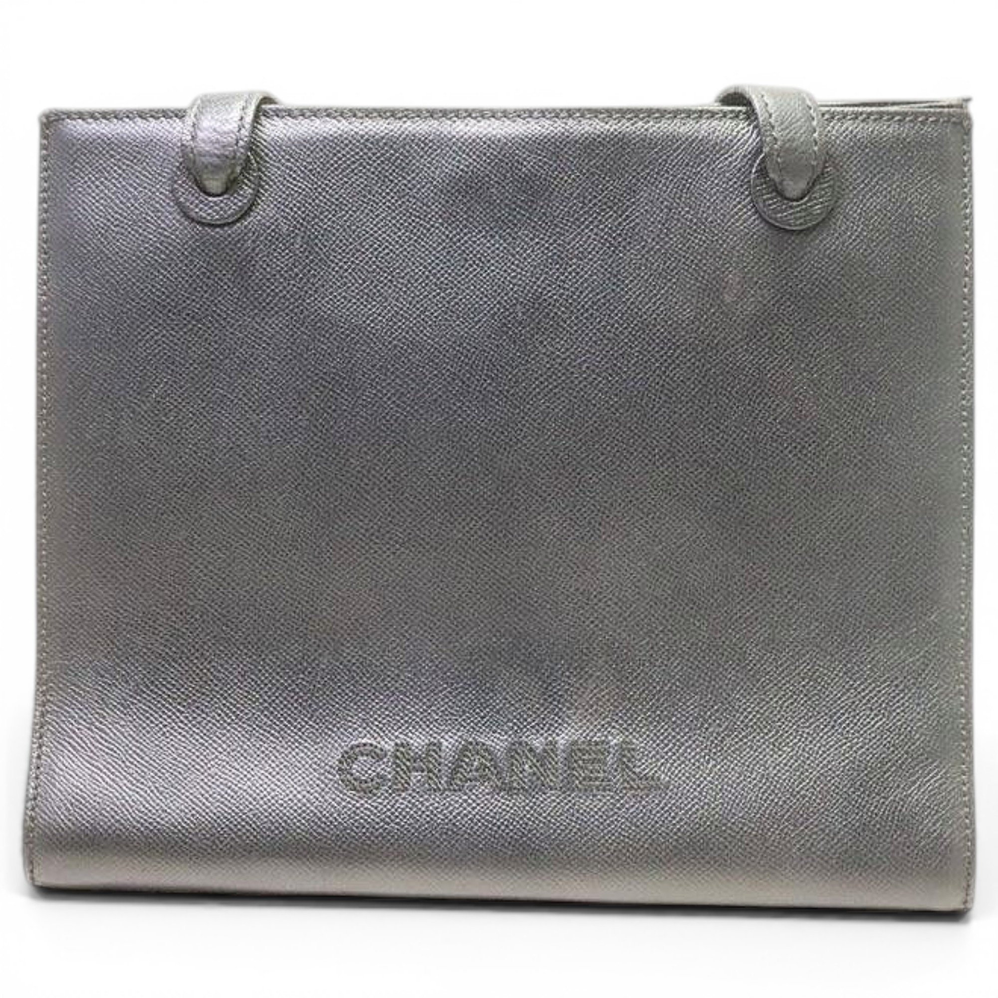 Leather tote