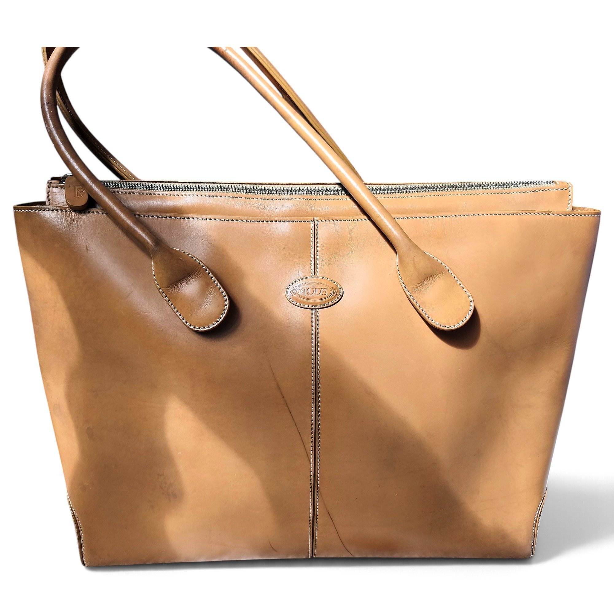 D Bag leather tote