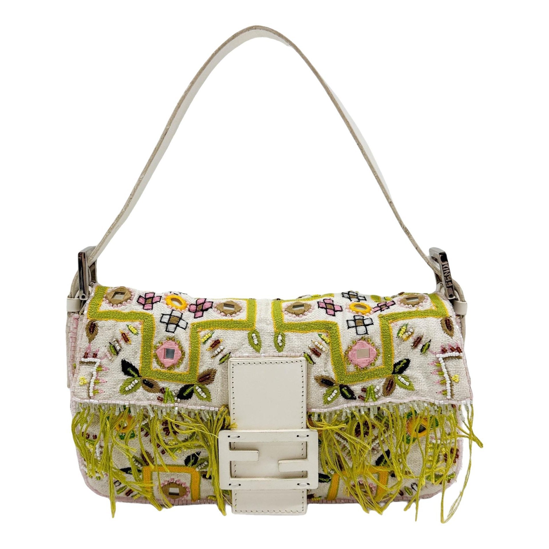 Baguette cloth handbag