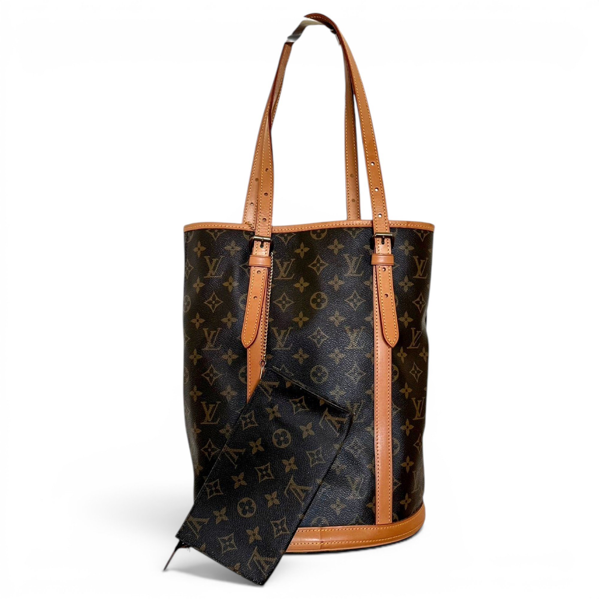 Bucket leather handbag