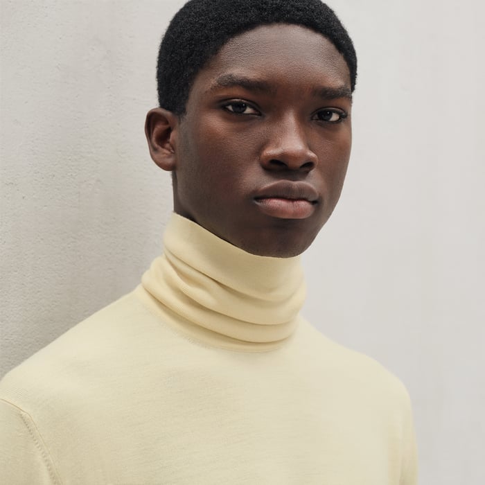 Vanille "Detail H" Turtleneck Sweater