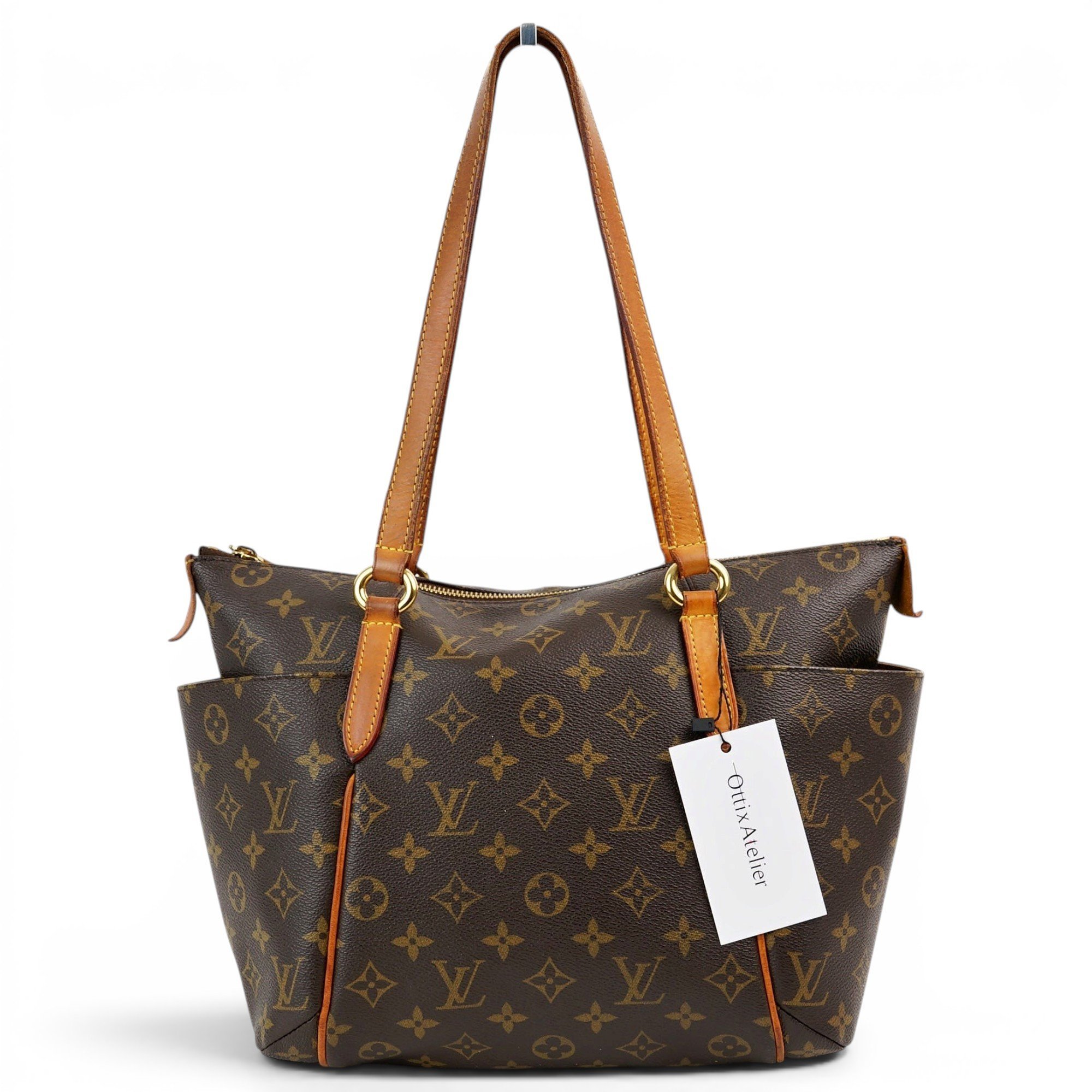 Totally leather handbag