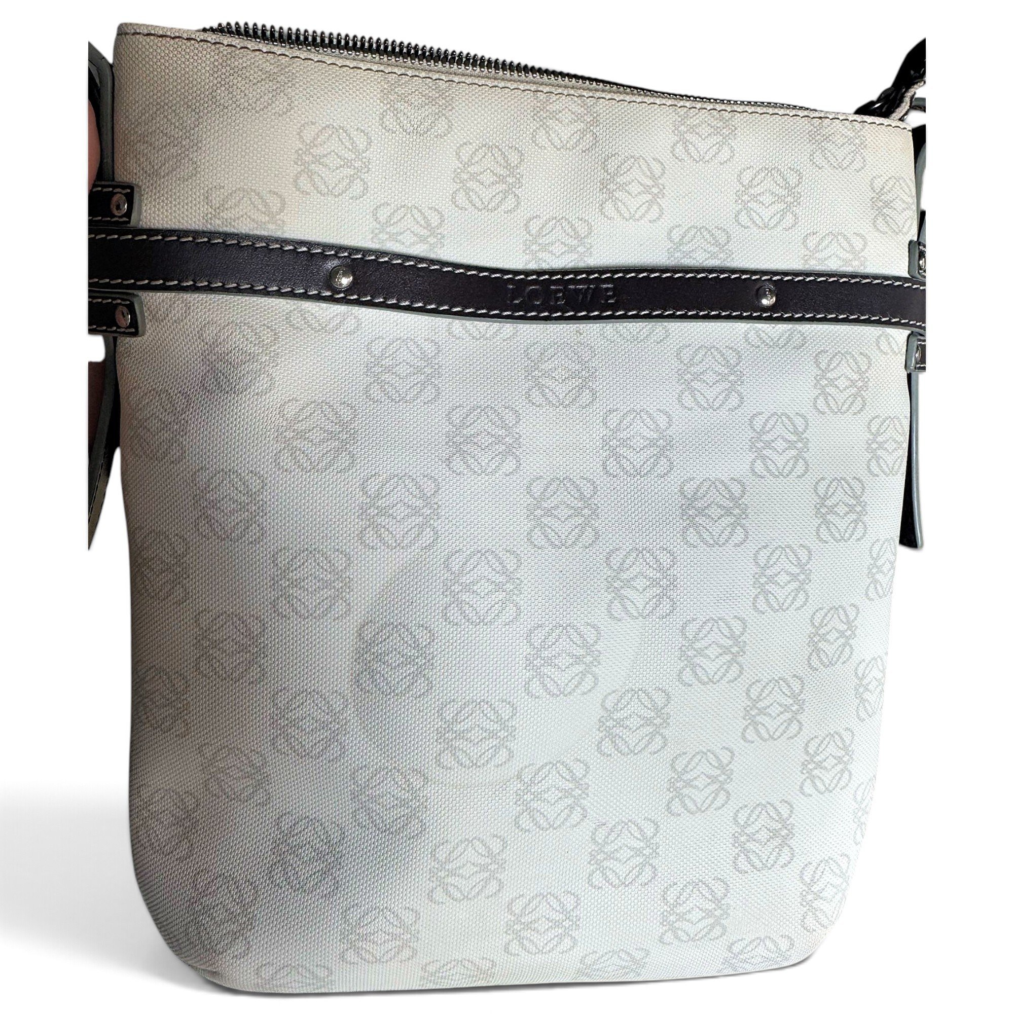 Anton cloth crossbody bag